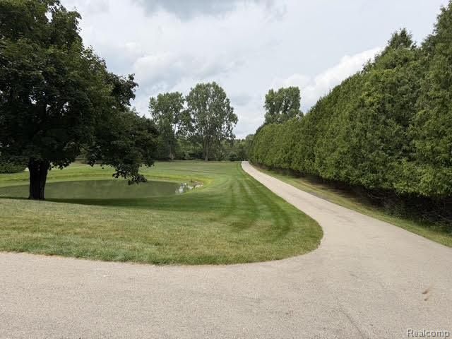 3595 Davison Lake Road, Brandon Charter Township, MI 48462