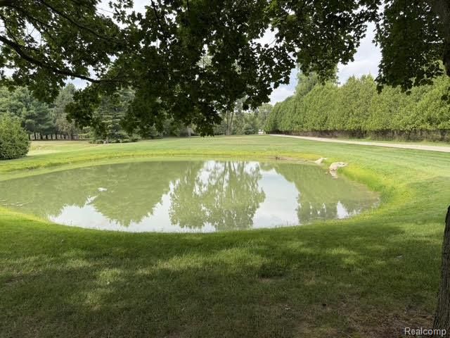 3595 Davison Lake Road, Brandon Charter Township, MI 48462