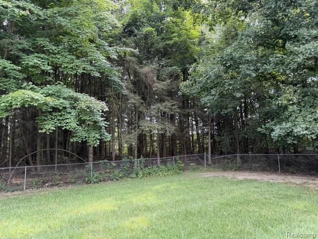 3595 Davison Lake Road, Brandon Charter Township, MI 48462