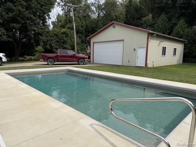 3595 Davison Lake Road, Brandon Charter Township, MI 48462