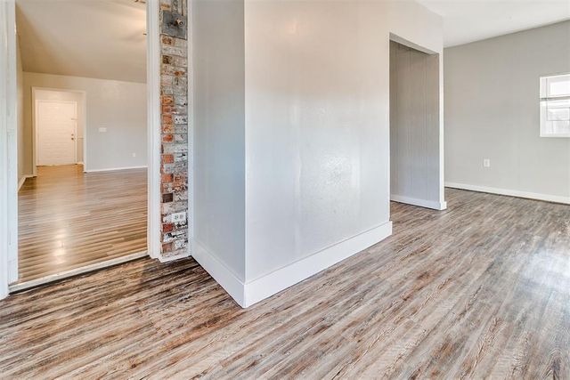 917 N Crystal Way, Mustang, OK 73064