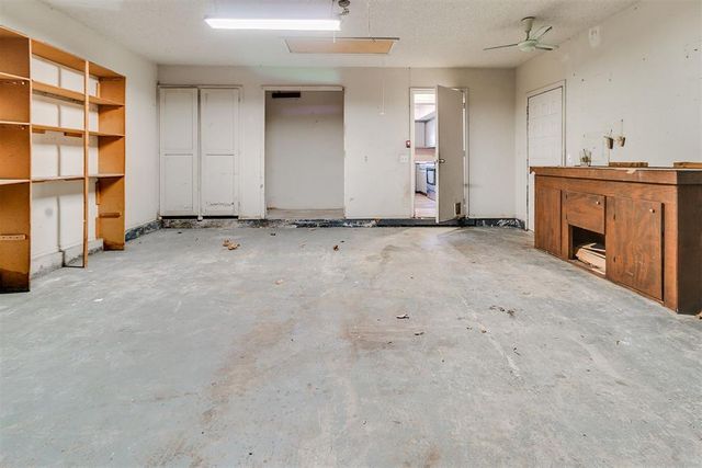 917 N Crystal Way, Mustang, OK 73064