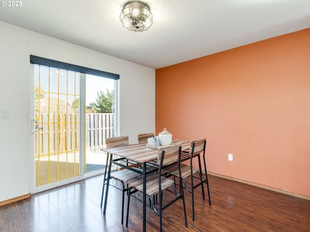 1700 Sw ALEXANDRIA St, Mc Minnville, OR 97128
