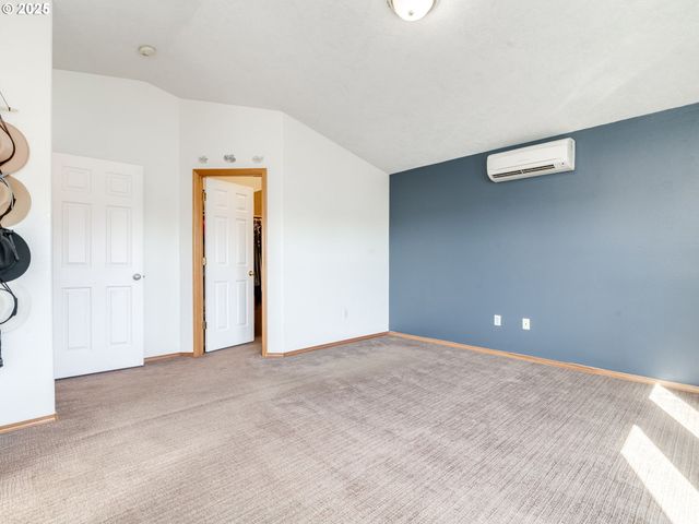 1700 Sw ALEXANDRIA St, Mc Minnville, OR 97128