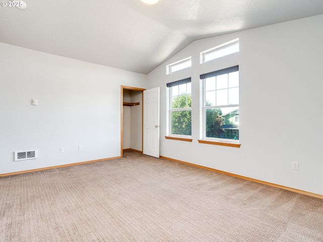 1700 Sw ALEXANDRIA St, Mc Minnville, OR 97128