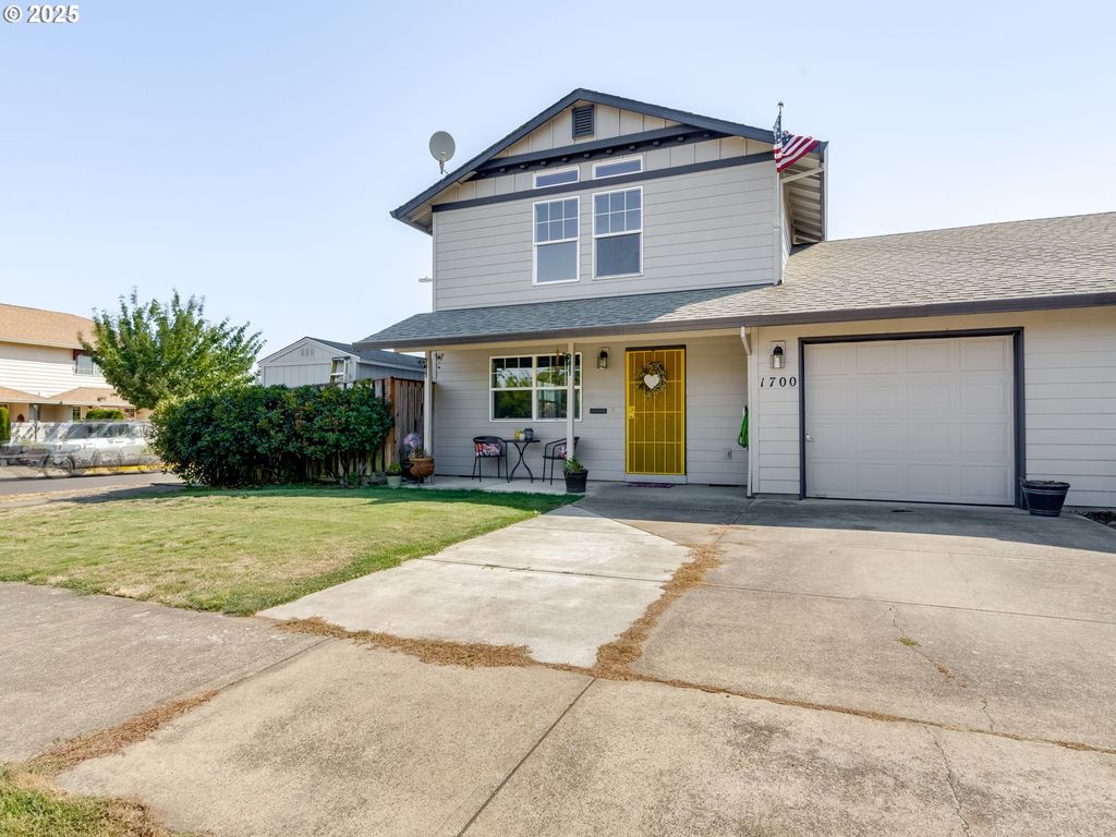 1700 Sw ALEXANDRIA St, Mc Minnville, OR 97128