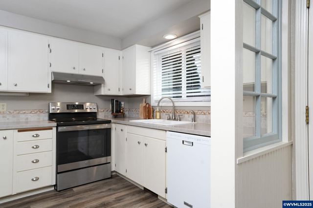 1027 Terrace Dr NW Dr NW, Salem, OR 97304