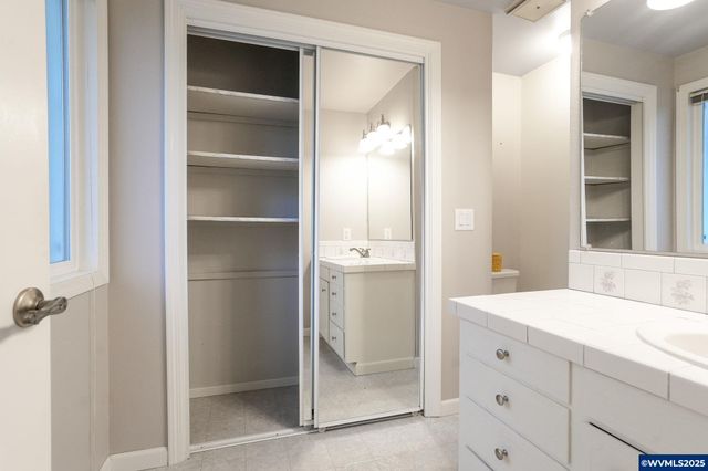 1027 Terrace Dr NW Dr NW, Salem, OR 97304