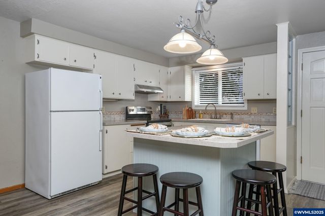 1027 Terrace Dr NW Dr NW, Salem, OR 97304