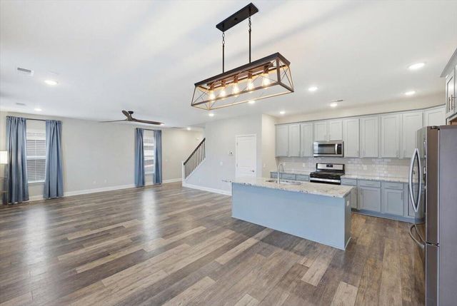 154 Darby Meadow Lane, Ridgeville, SC 29472
