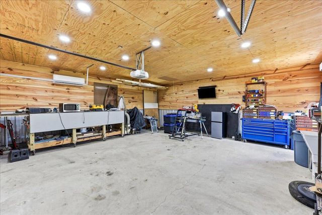 154 Darby Meadow Lane, Ridgeville, SC 29472