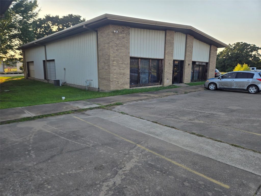 1331 Sharon Lane, Sulphur Springs, TX 75482