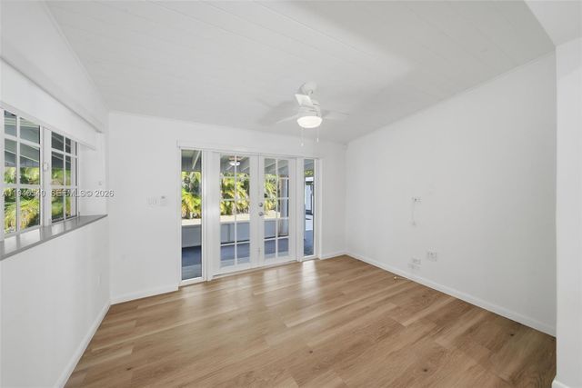 3681 SW 21st St, Miami, FL 33145