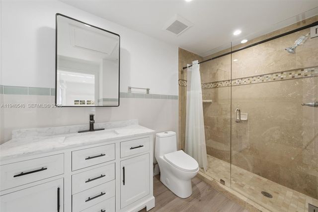 3681 SW 21st St, Miami, FL 33145