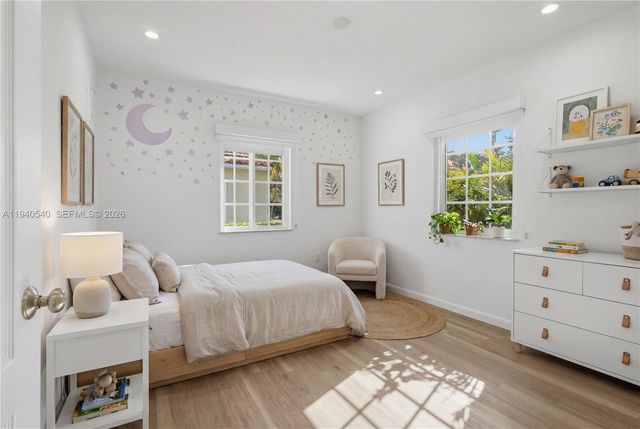 3681 SW 21st St, Miami, FL 33145