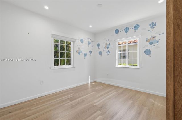 3681 SW 21st St, Miami, FL 33145