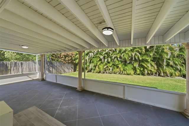 3681 SW 21st St, Miami, FL 33145