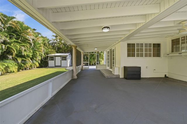 3681 SW 21st St, Miami, FL 33145