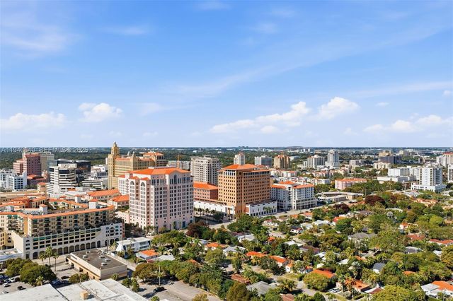 3681 SW 21st St, Miami, FL 33145