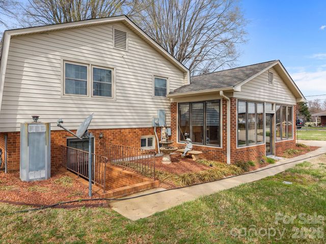 1070 Dunns Mountain Road, Salisbury, NC 28146