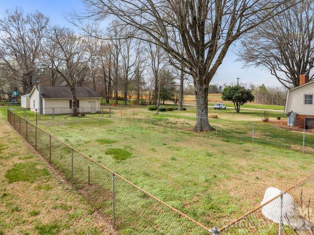 1070 Dunns Mountain Road, Salisbury, NC 28146