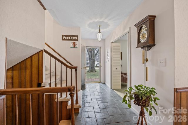 1070 Dunns Mountain Road, Salisbury, NC 28146