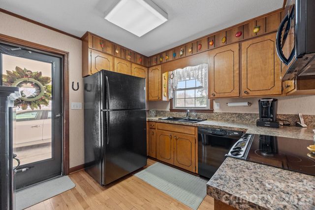 1070 Dunns Mountain Road, Salisbury, NC 28146