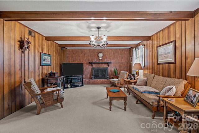 1070 Dunns Mountain Road, Salisbury, NC 28146