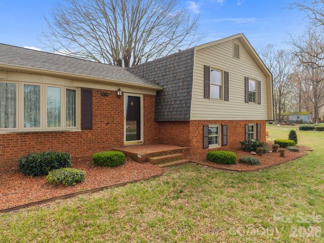 1070 Dunns Mountain Road, Salisbury, NC 28146