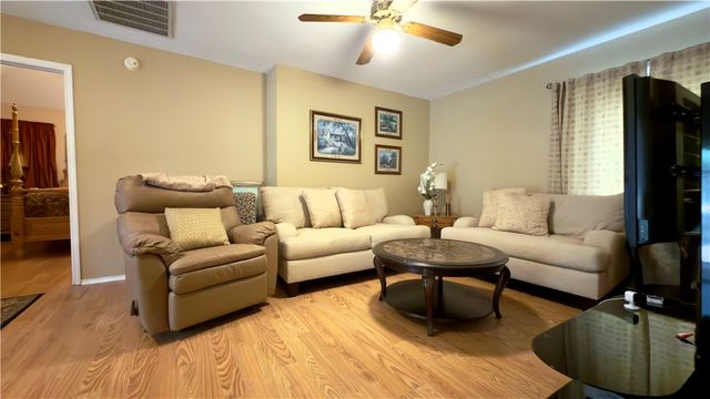 3025 Cedar Springs, Corpus Christi, TX 78414