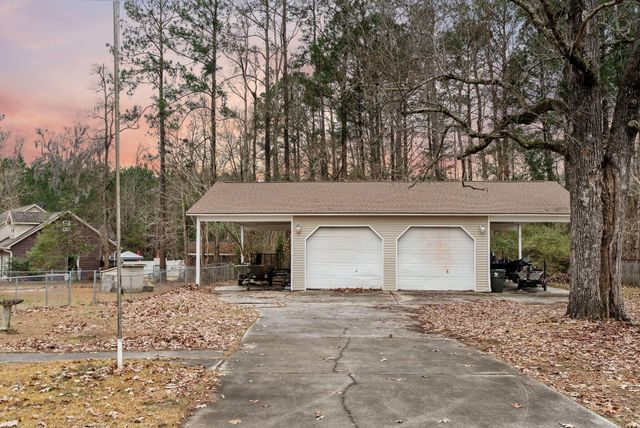 2015 Albert Storm Avenue, Moncks Corner, SC 29461