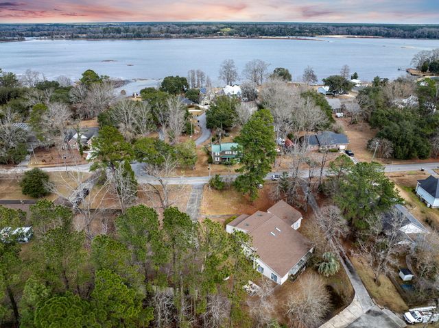 2015 Albert Storm Avenue, Moncks Corner, SC 29461