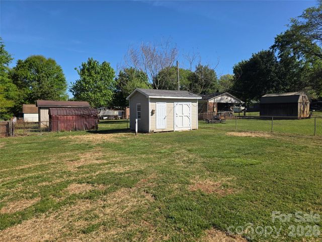 104 Lou Drive, Gastonia, NC 28052