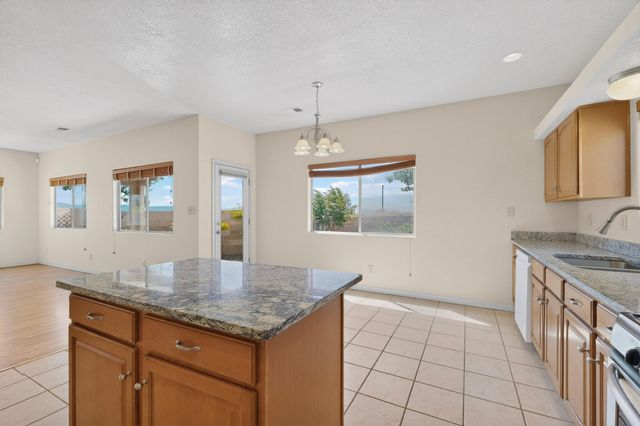5002 Mirador Drive NW, Albuquerque, NM 87120