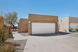5002 Mirador Drive NW, Albuquerque, NM 87120