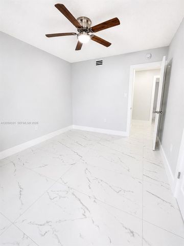 2750 W 76th St 203, Hialeah, FL 33016