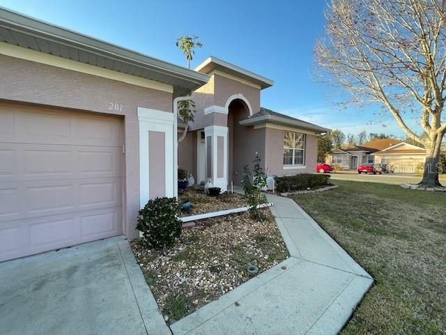 201 GOLDIE STREET, Leesburg, FL 34748