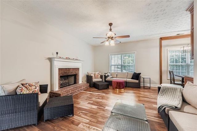 2409 Caneridge Point SW, Marietta, GA 30064