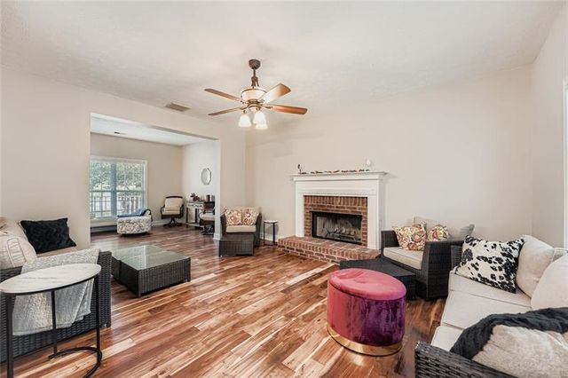 2409 Caneridge Point SW, Marietta, GA 30064