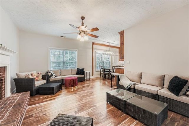 2409 Caneridge Point SW, Marietta, GA 30064