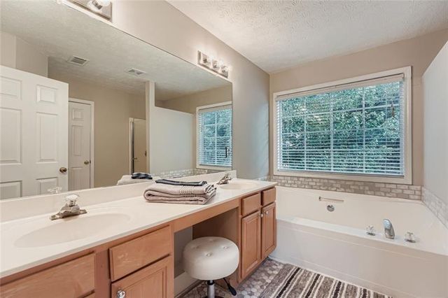 2409 Caneridge Point SW, Marietta, GA 30064