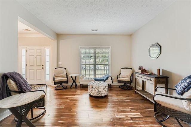 2409 Caneridge Point SW, Marietta, GA 30064