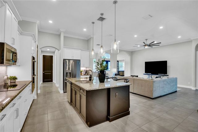 6580 Samuel Lane, Vero Beach, FL 32966