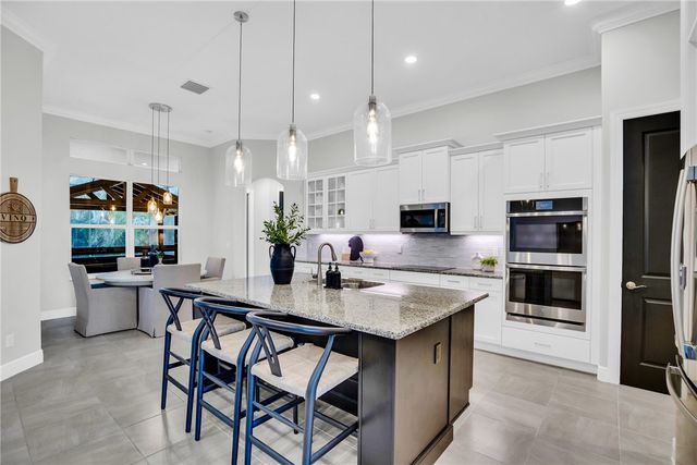 6580 Samuel Lane, Vero Beach, FL 32966
