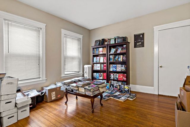 154 Oakland Avenue, Providence, RI 02908