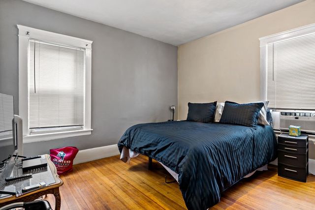 154 Oakland Avenue, Providence, RI 02908