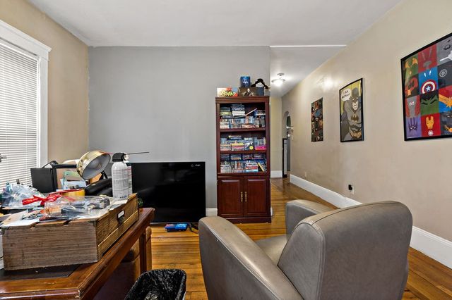 154 Oakland Avenue, Providence, RI 02908