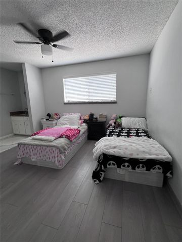 13798 Hollowgreen Drive 305, Houston, TX 77082