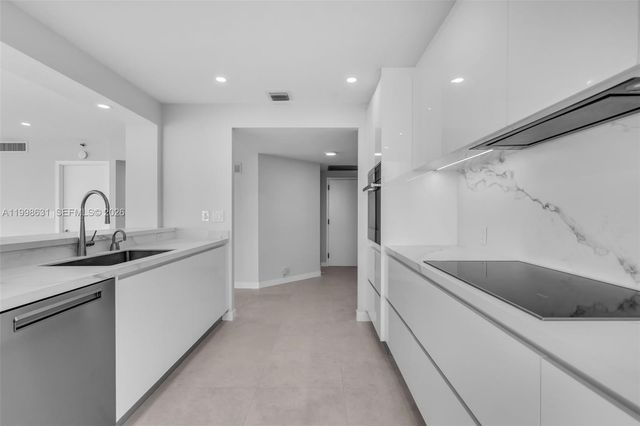 251 Crandon Blvd 1037 1037, Key Biscayne, FL 33149