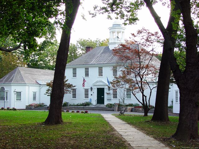 972 South Pine Creek Road 972, Fairfield, CT 06824